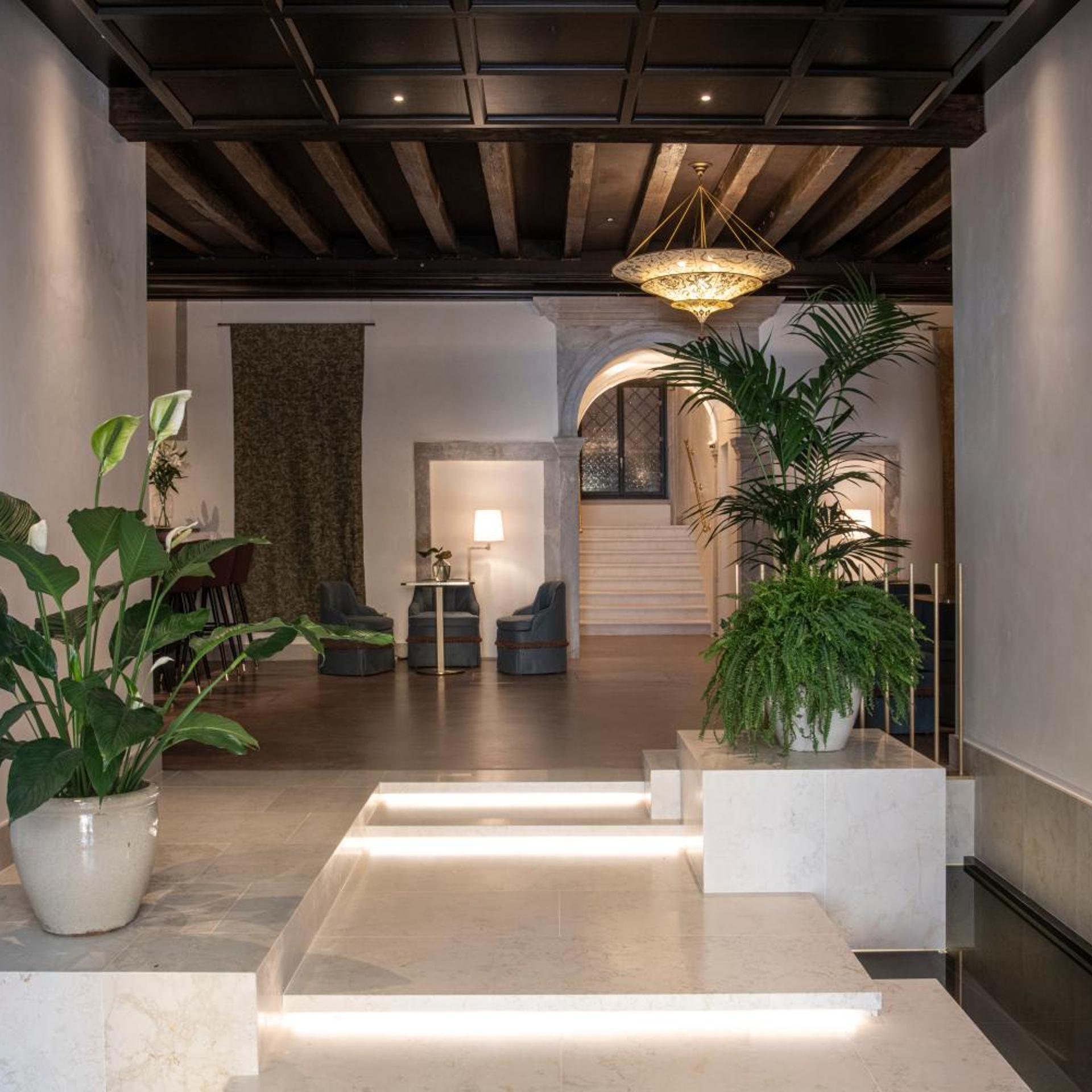 Palazzo De Polo 5/50