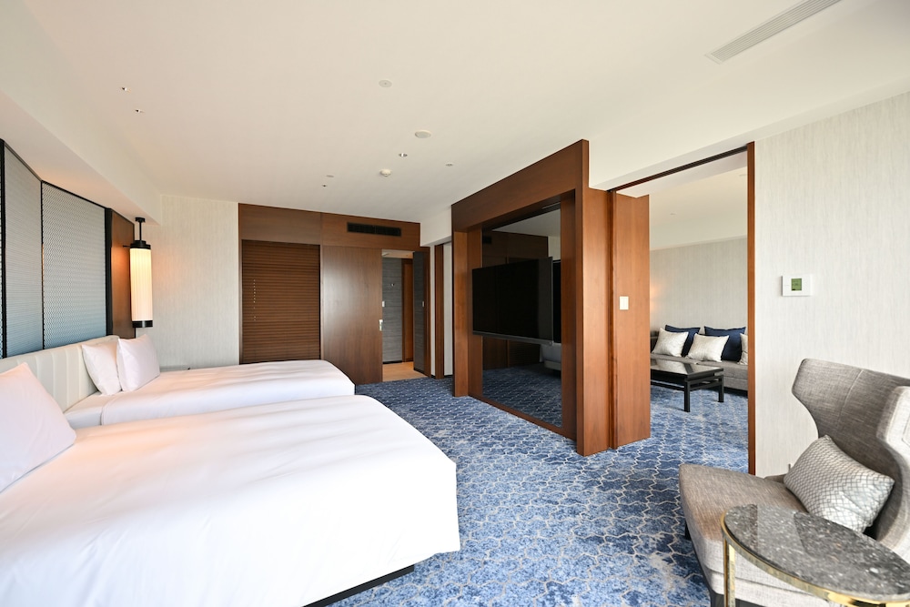 Vip, Deluxe, Suite, Twin Beds, Club Lounge Access