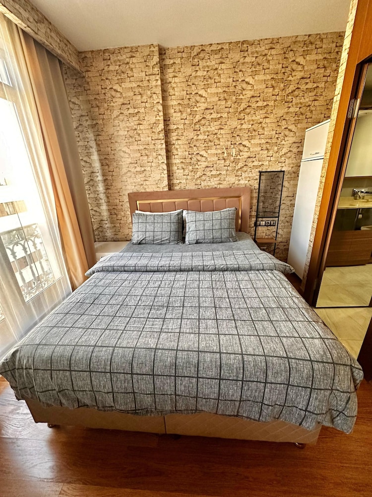 Sabiha Gokcen Hotel Istanbul Houses 8/50