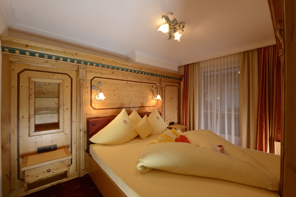 Hotel Alte Post 18/61