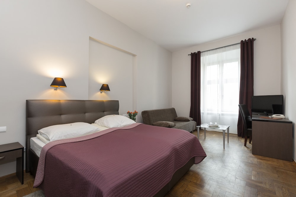 Hotel Floryan Old Town 6/60