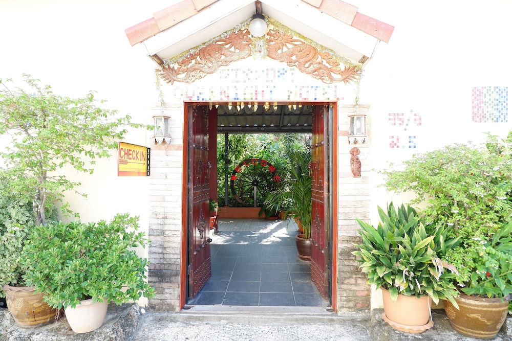 Airport Overnight Hotel 12/43