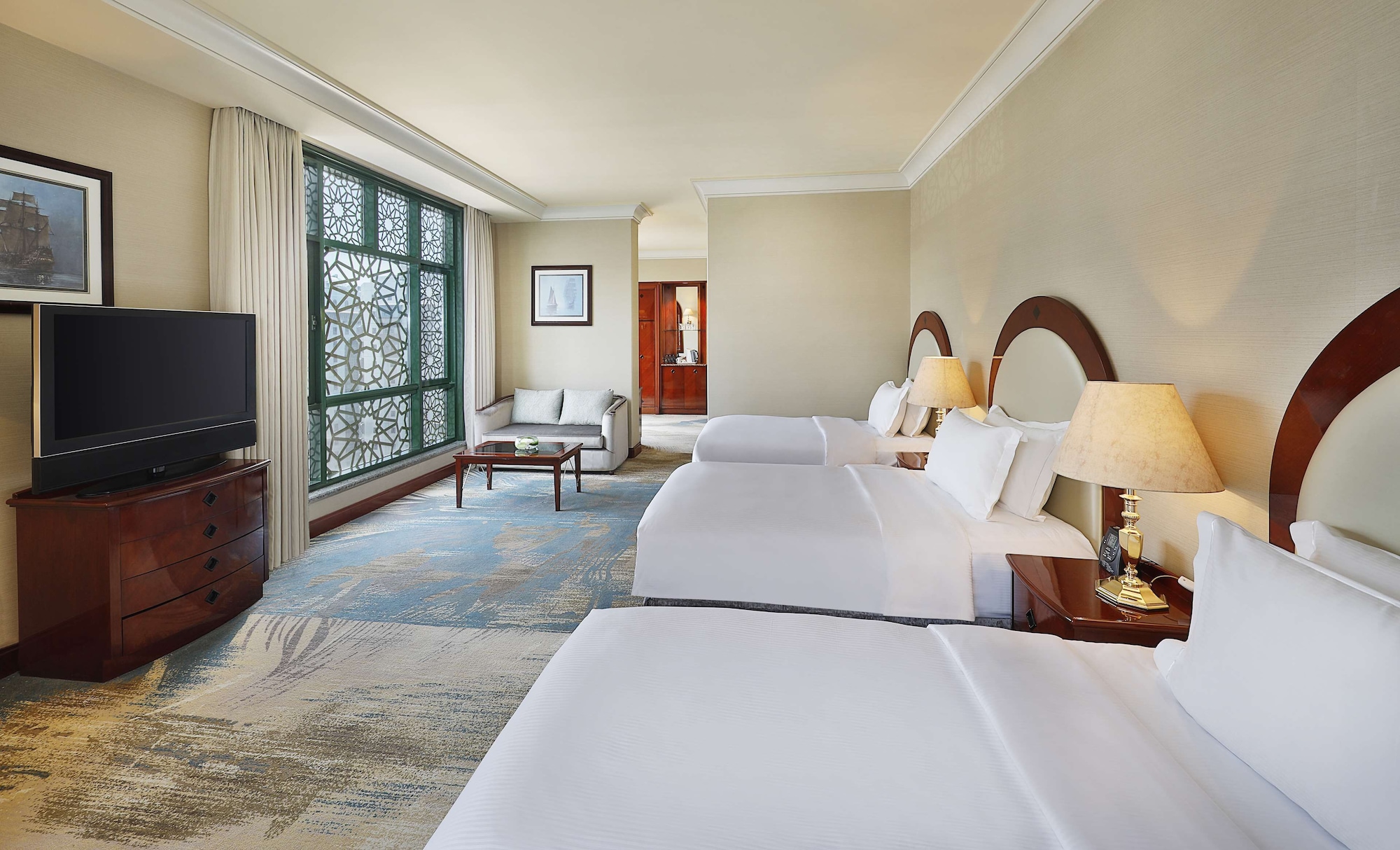 Junior Suite, King Bed