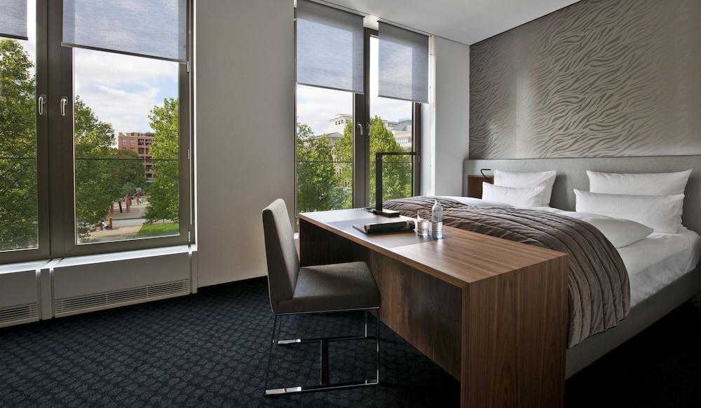 COSMO Hotel Berlin Mitte 29/52