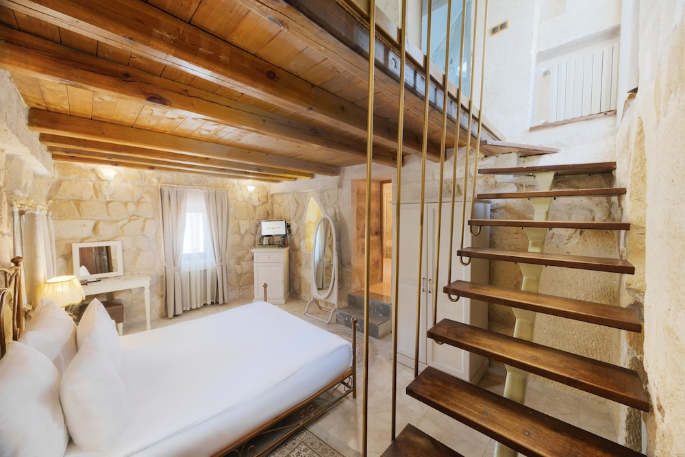 Loft, Superior, Suite, King Bed