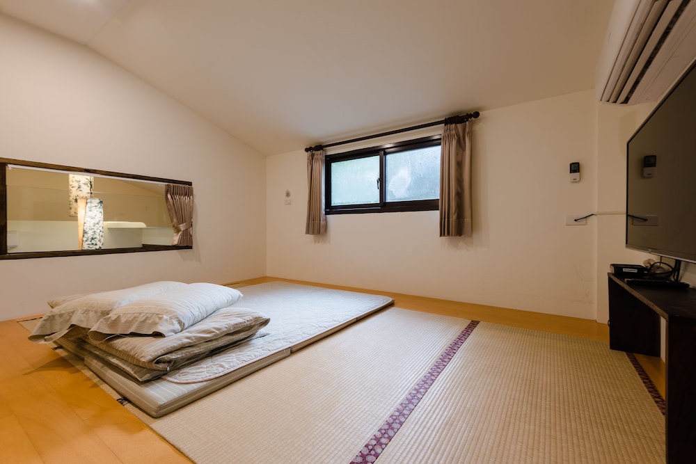 Zhuo Ye Cottage 12/50
