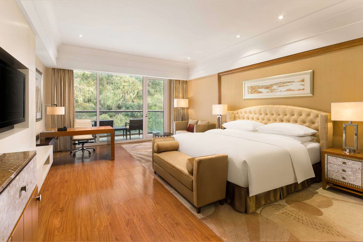 Room, King Bed, Mountain View