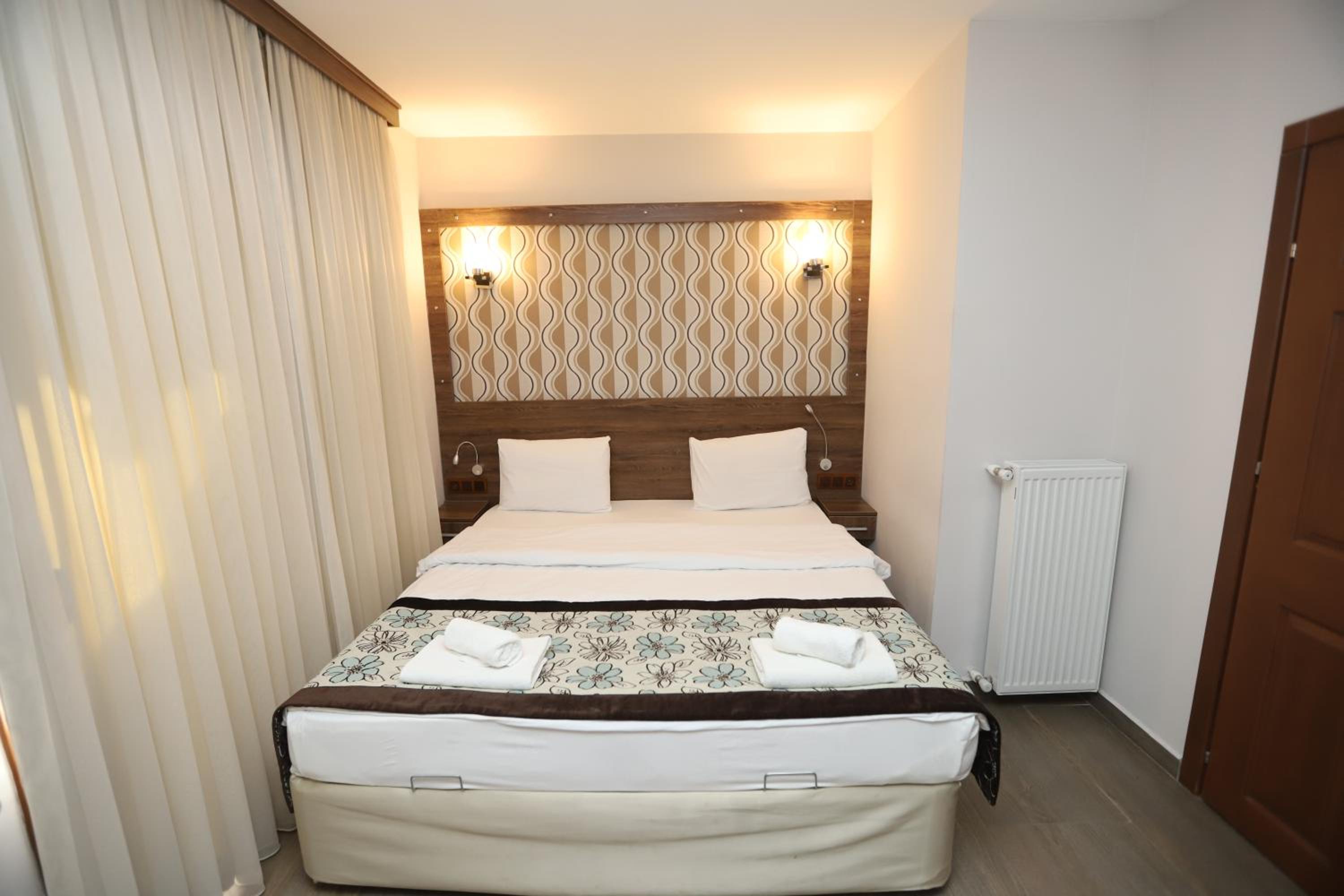 Duplex, Apartment