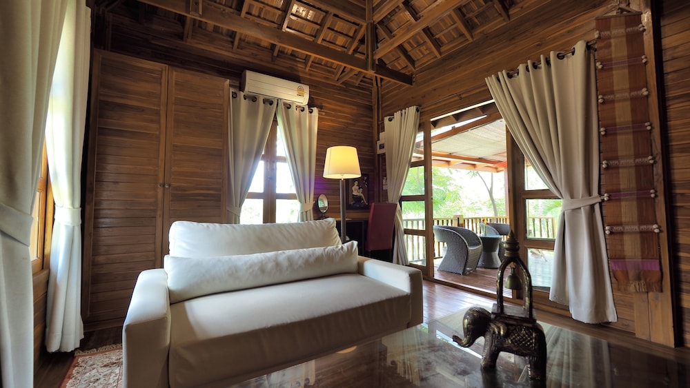 Nan Seasons Boutique Resort 27/81
