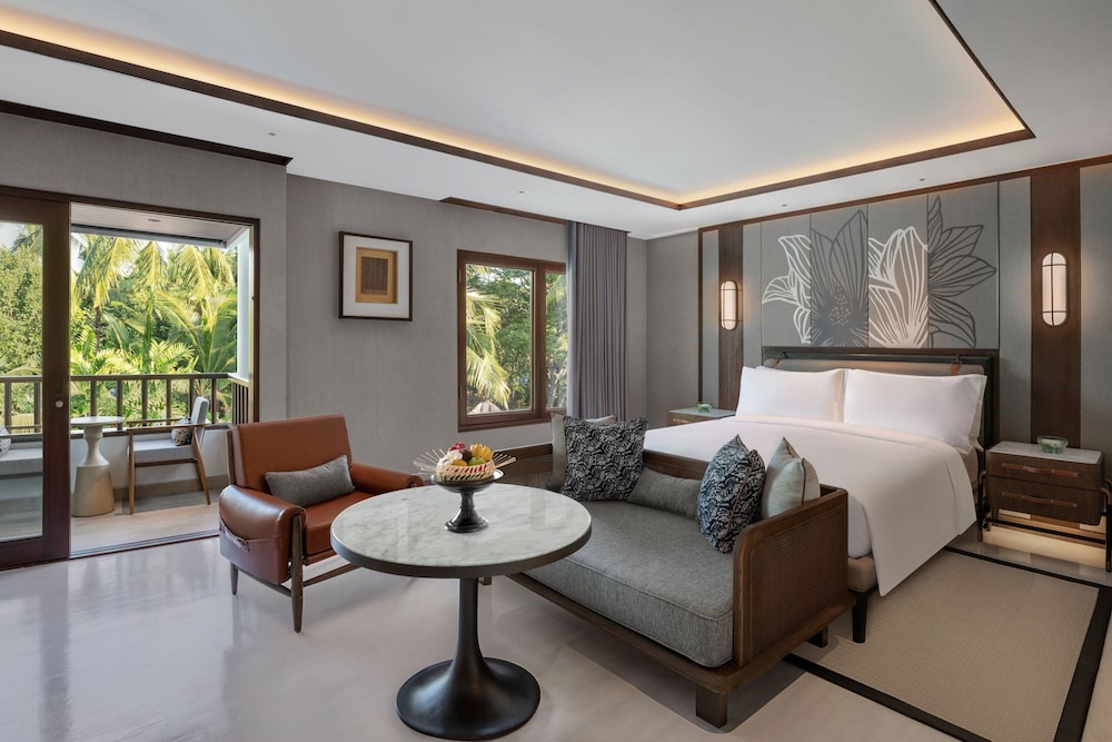 Deluxe, Studio, King Bed, Resort View
