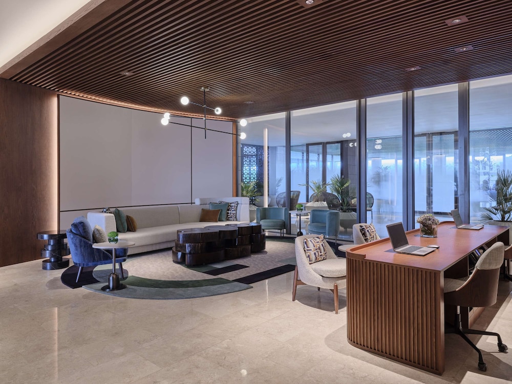 Grand Hyatt Kuwait Residences 32/44