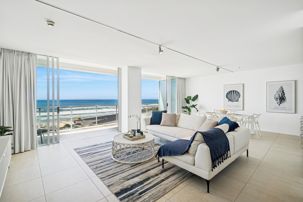 فيلا بسرير كينج وسرير كوين وسريرين منفصلين بإطلالة على البحر بـ3 غرف نوم، ULTIQA Air on Broadbeach 3/9