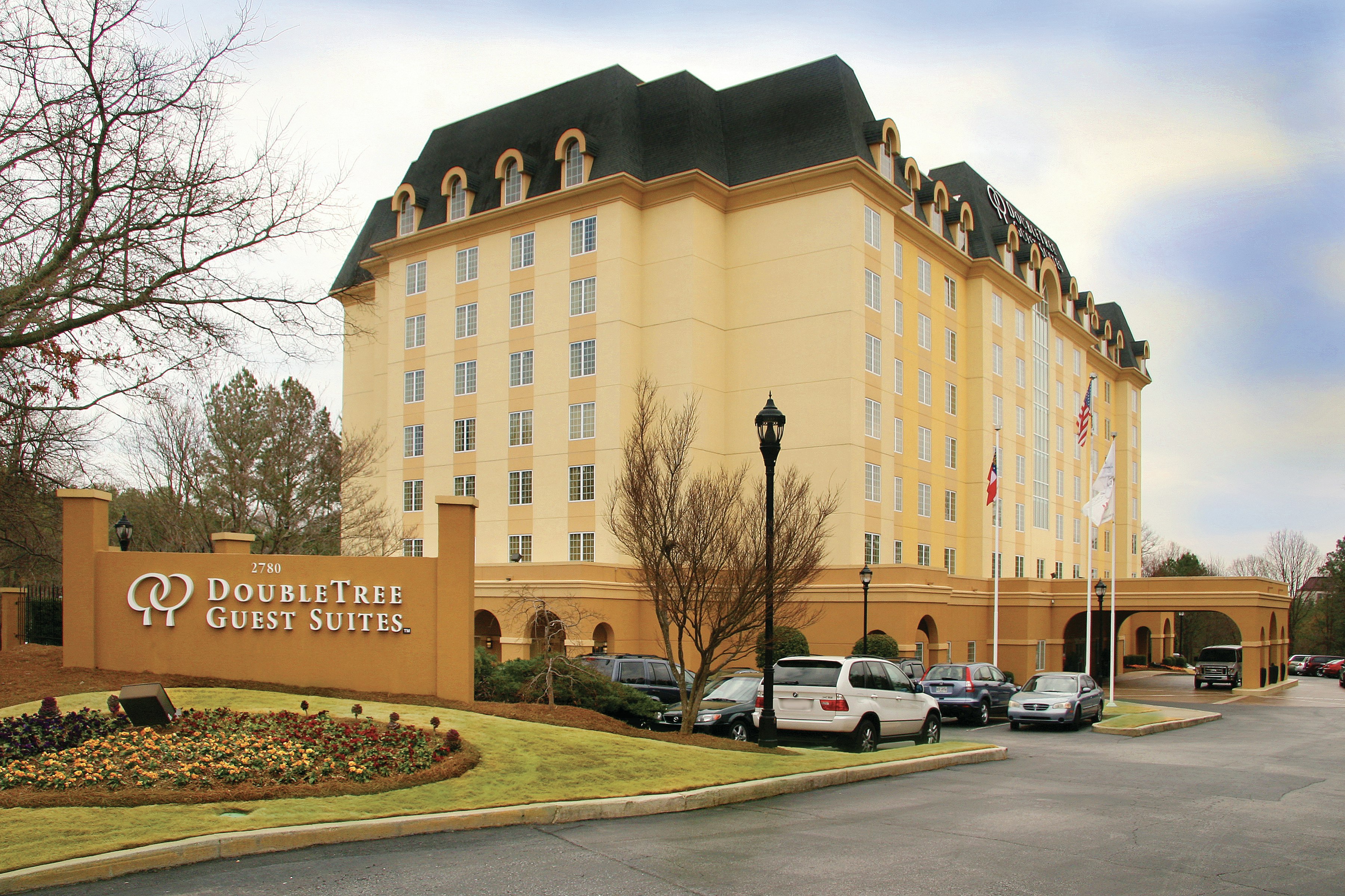Doubletree Suites by Hilton at The Battery Atlanta 77/81