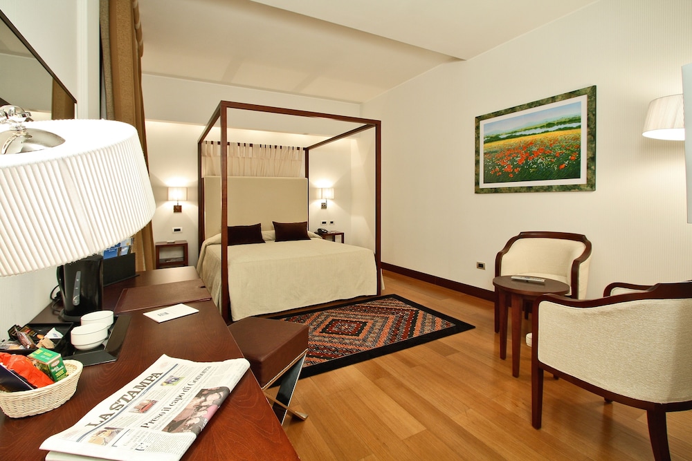 Hotel Del Campo 27/64
