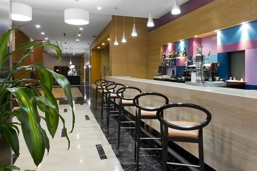 Elba Almeria Business & Convention Hotel 51/60