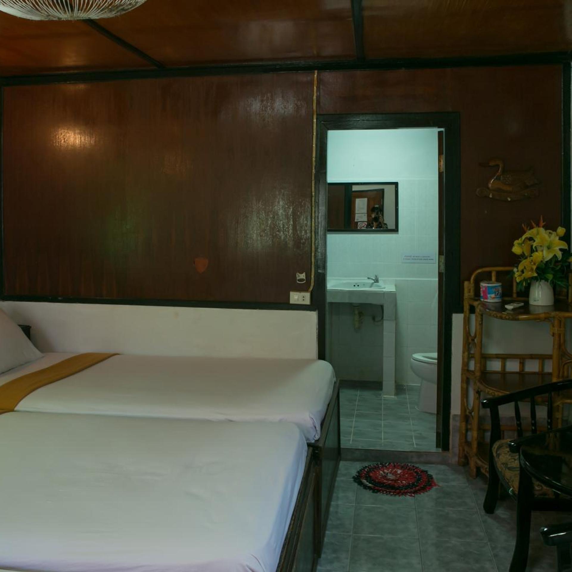 بنغل ثلاثي، Haad Rin Resort 6/10