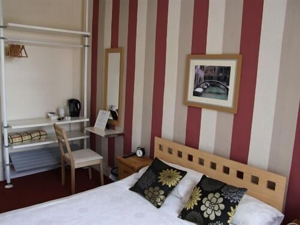 Angel Guest House 20/31