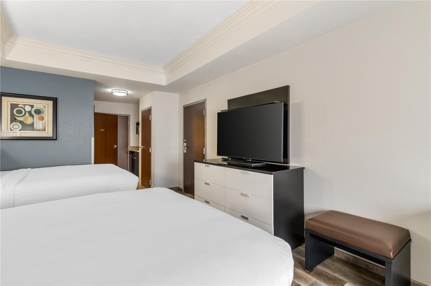 Best Western Plus JFK Inn & Suites 14/49