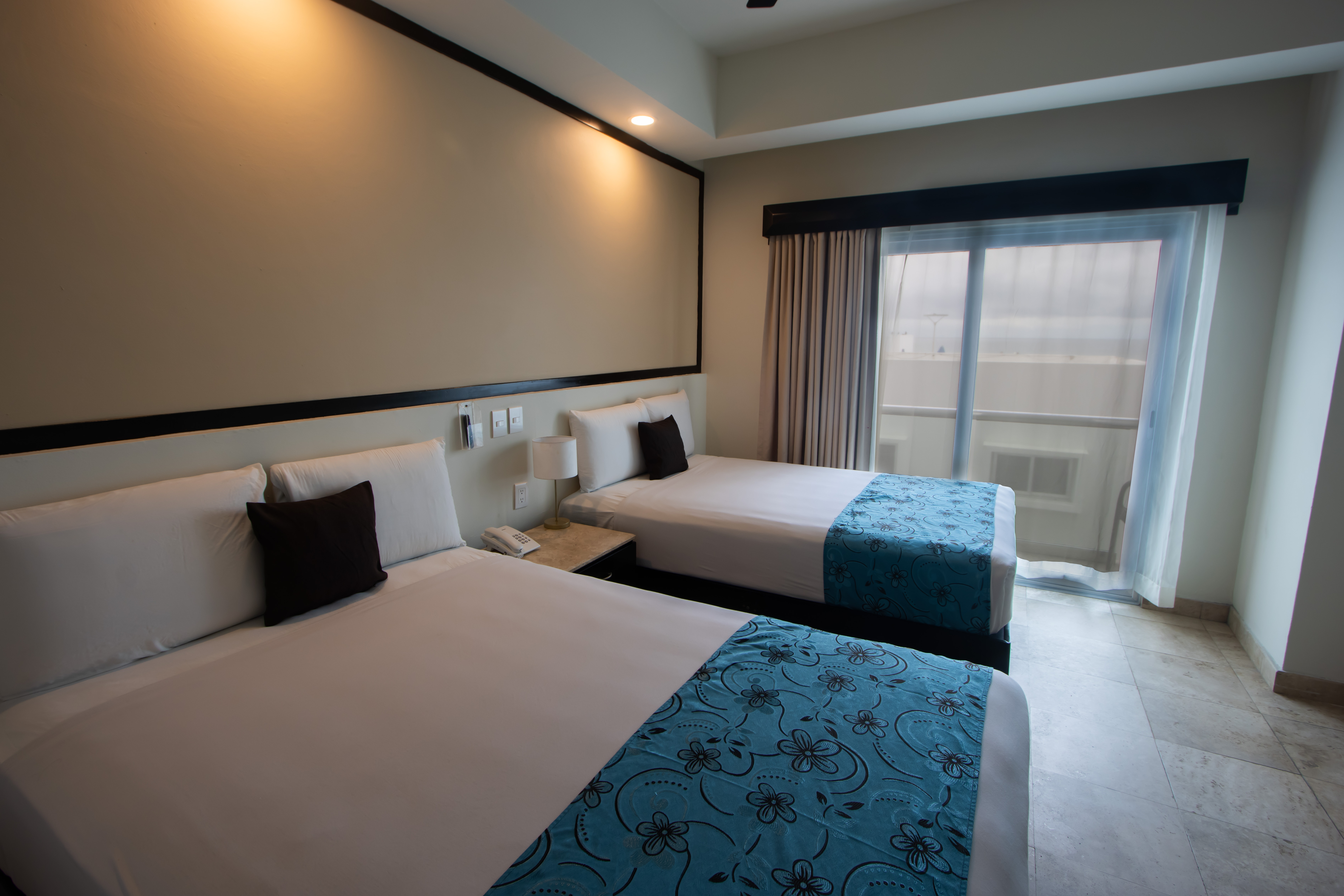 غرفة قياسية بسرير مزدوج، Coral Island Hotel and Spa 4/7