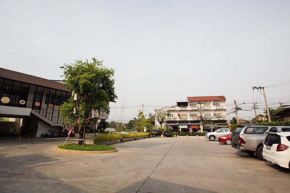 NAI YA Hotel 41/51