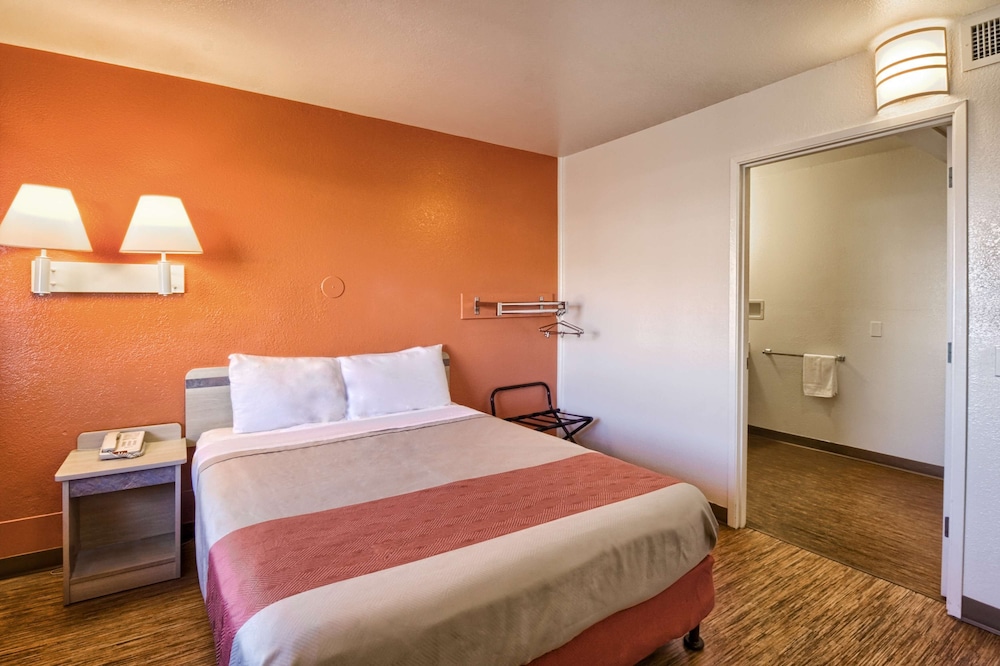 Motel6 Pendleton, OR 33/52
