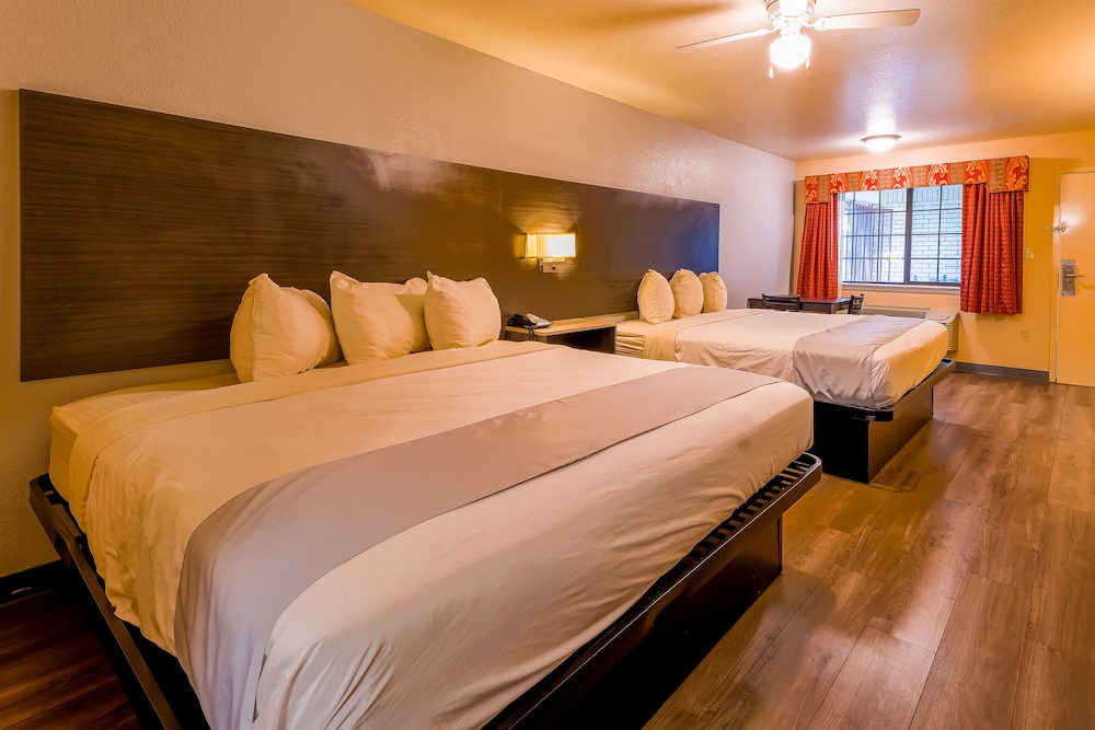 Oyo Hotel Yoakum West 38/74