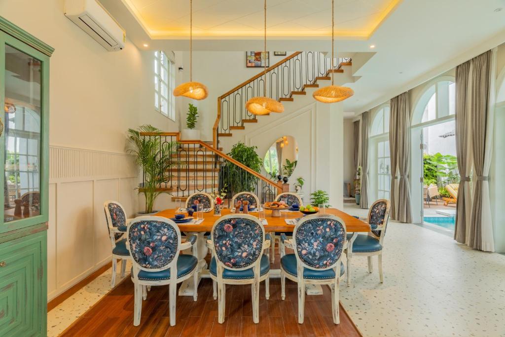 ELIVAAS 5 BHK Pet Friendly with Pvt Pool Villa Vacasa 38/44