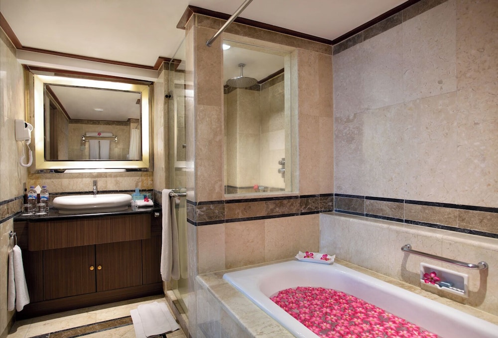 NOVOTEL SOLO 64/64