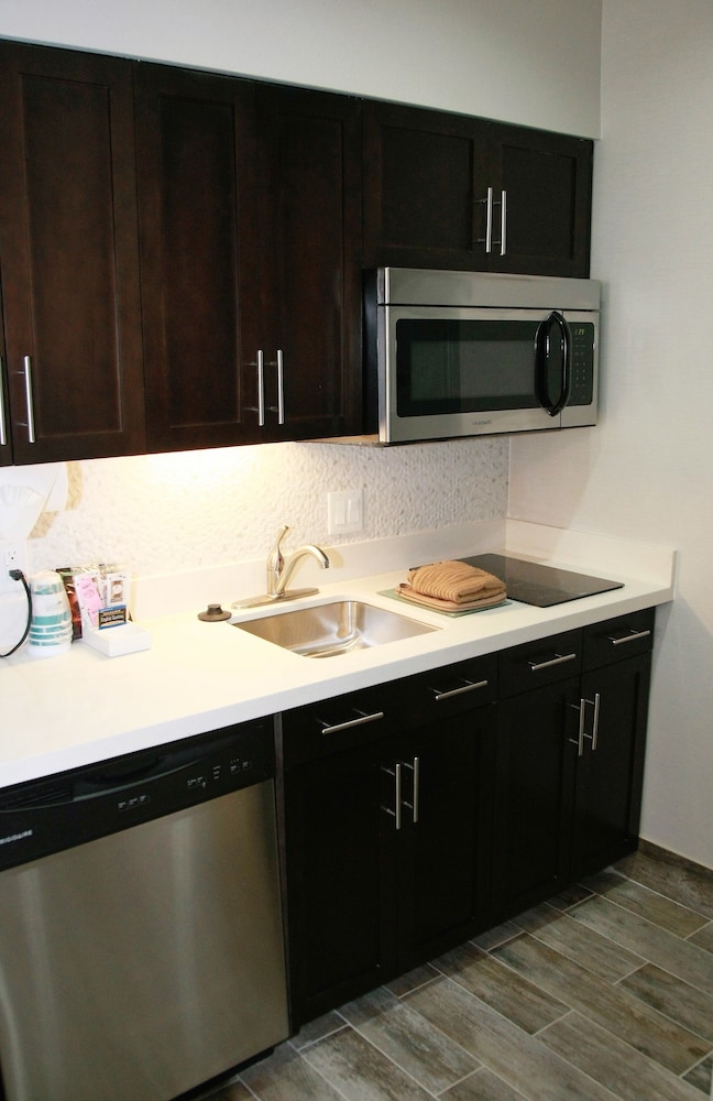 Homewood Suites By Hilton Dallas Arlington South Tx 39/51