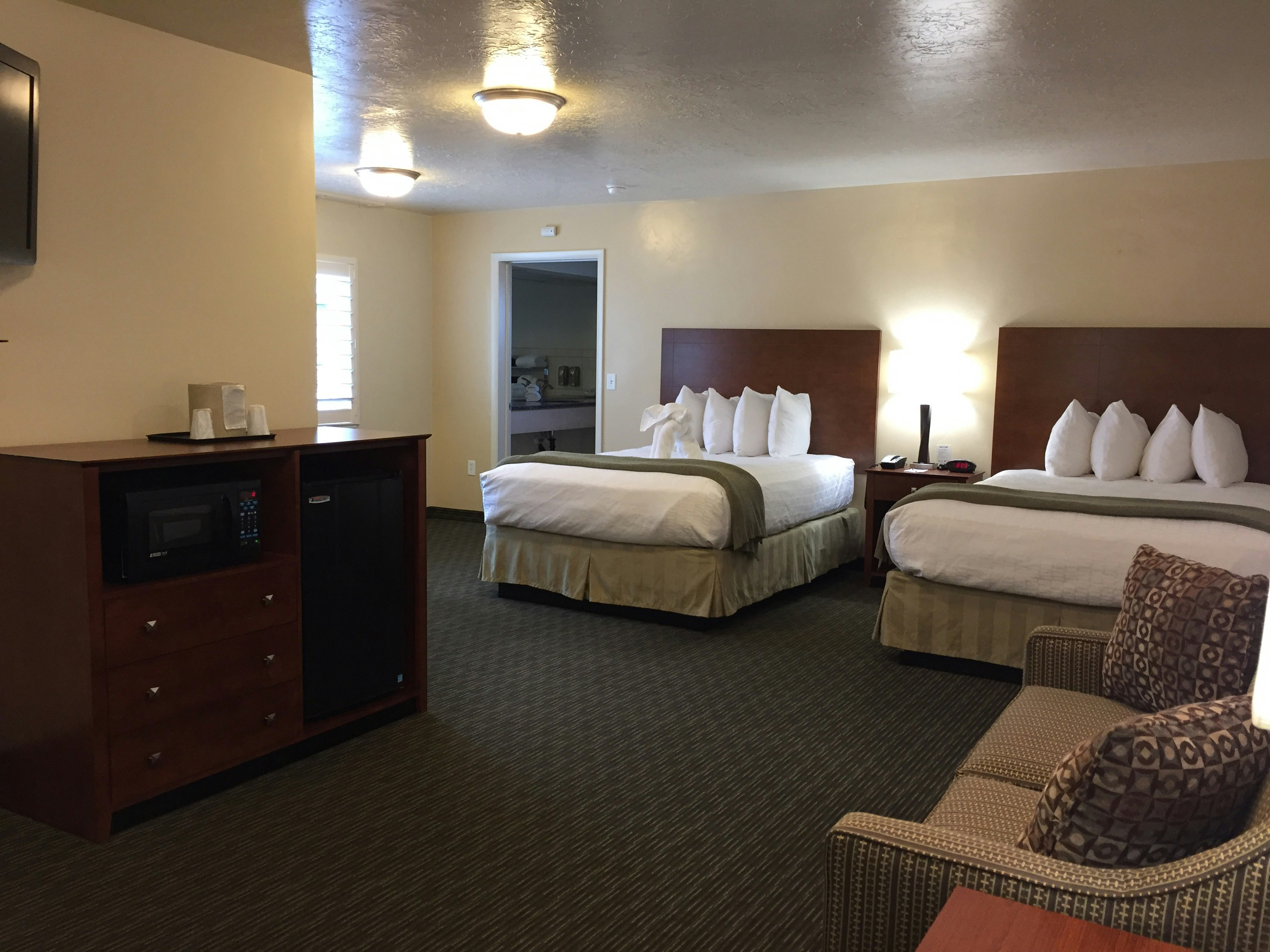 Dinosaur Inn and Suite 3/8