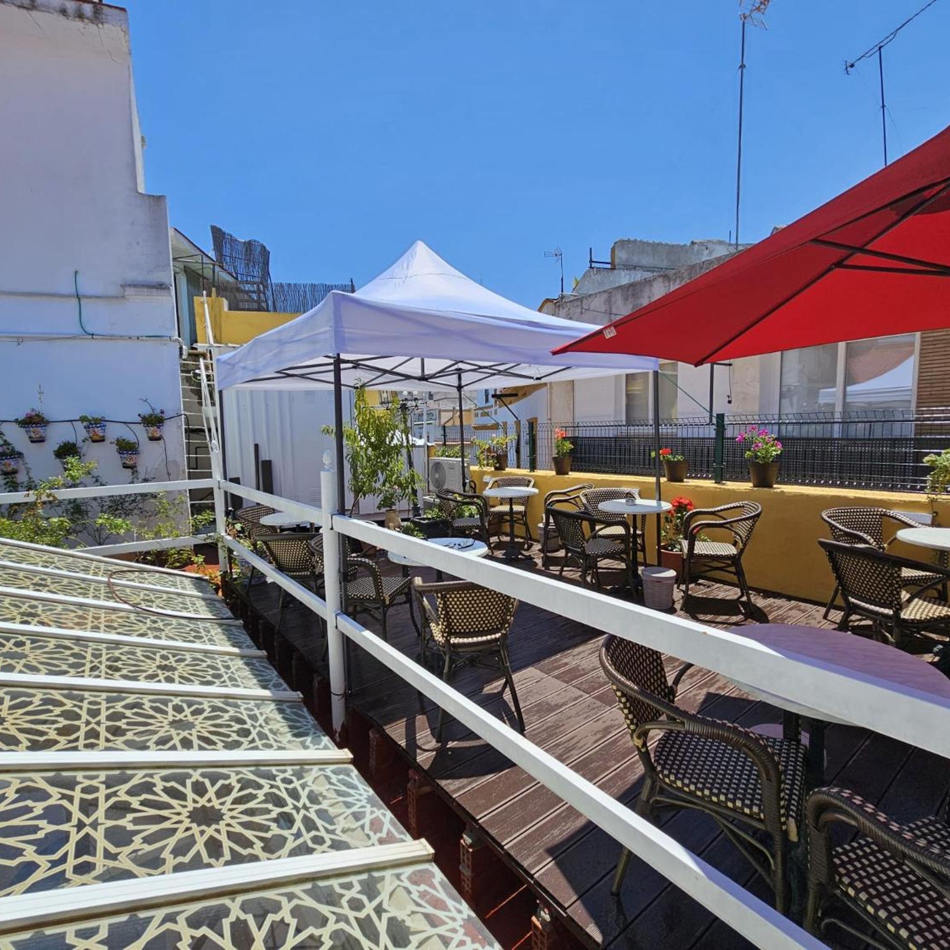 Zaida Hotel 5/50
