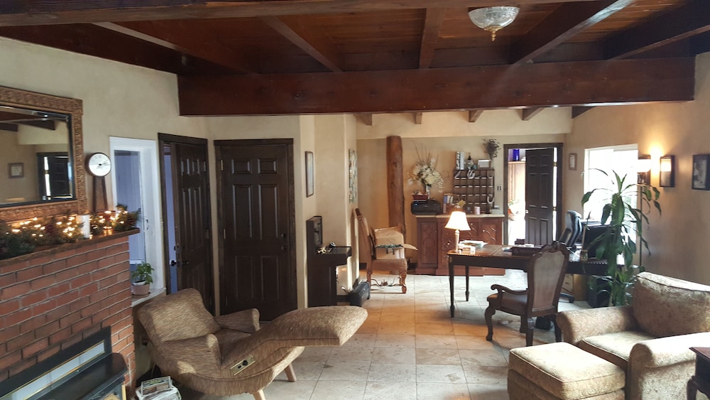 Emerald Bay Lodge 29/40