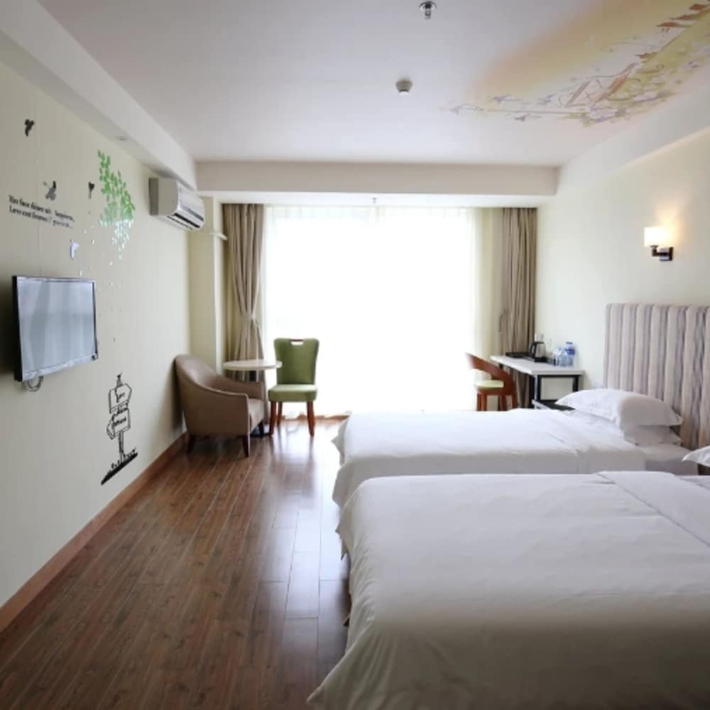 Grand Nest Hotel 4/30