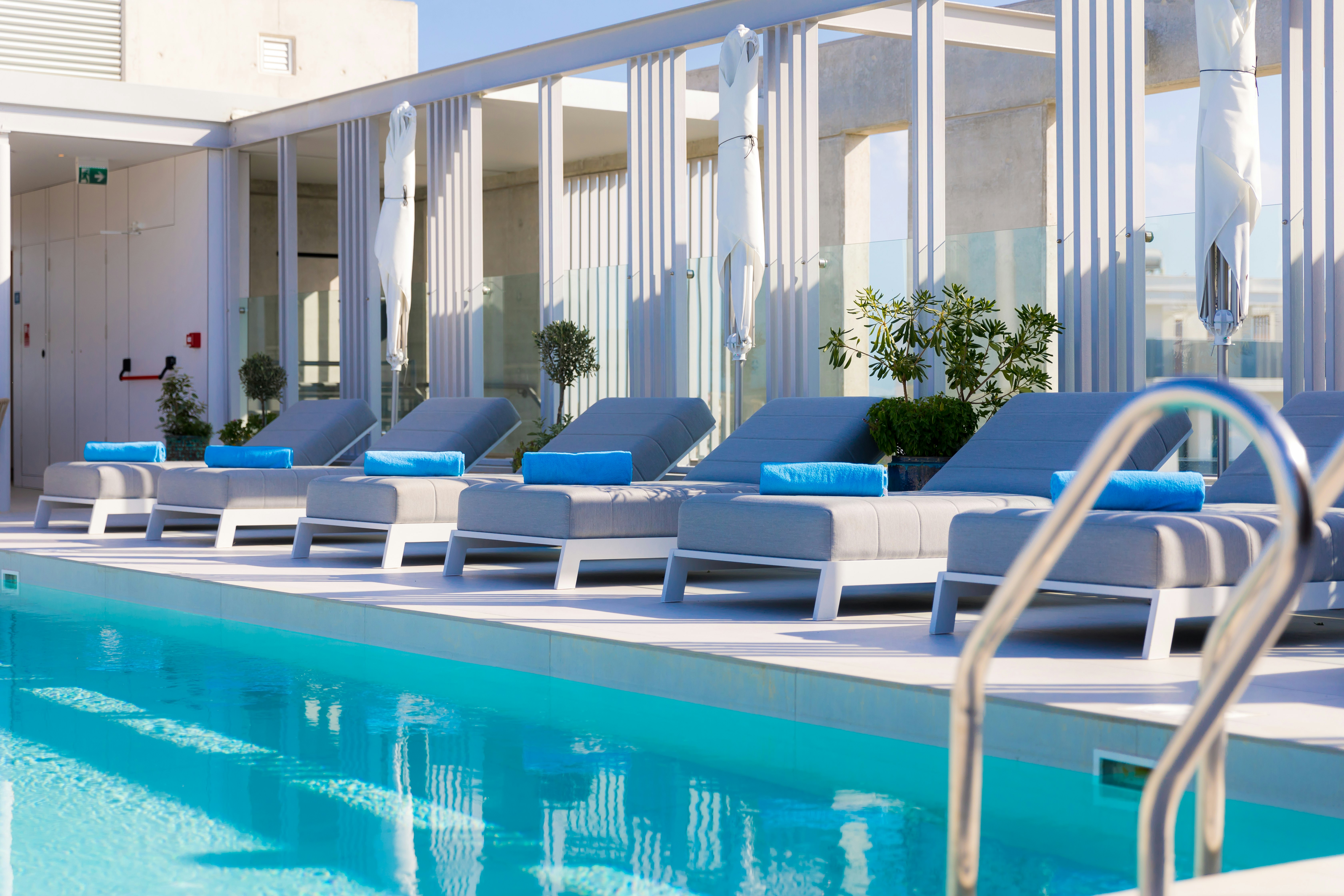 INDIGO HOTEL - Adults Only 8/82