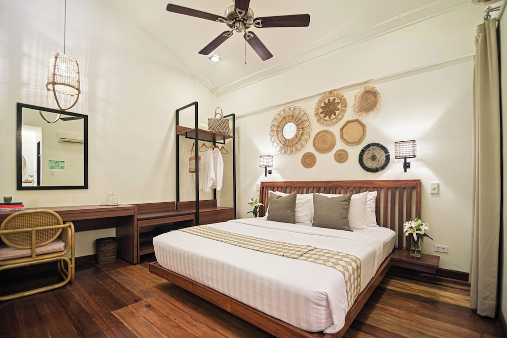 The Strand Boutique Resort 31/75