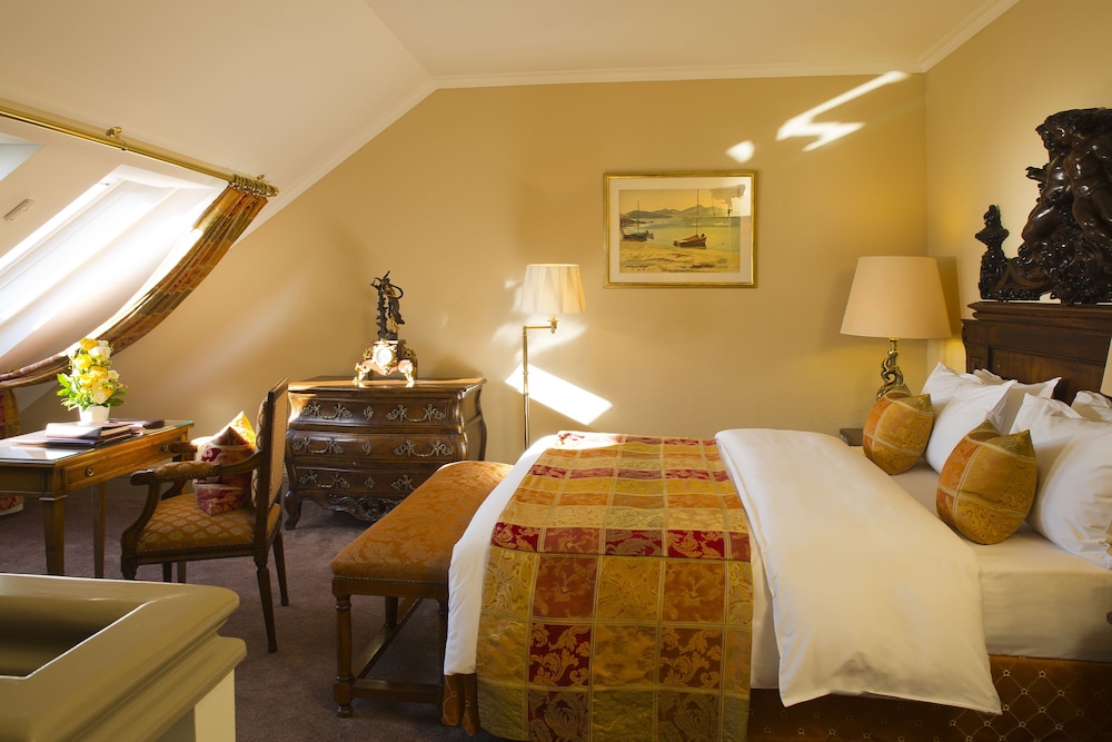 Hotel de La Cigogne Geneva 55/69