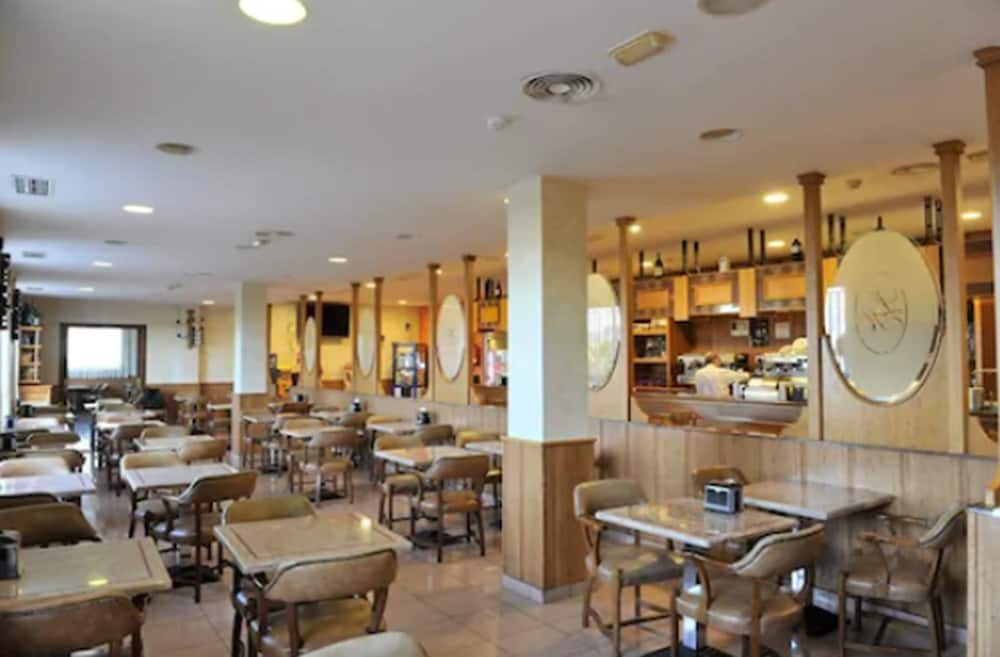 Hotel Lozano 20/24