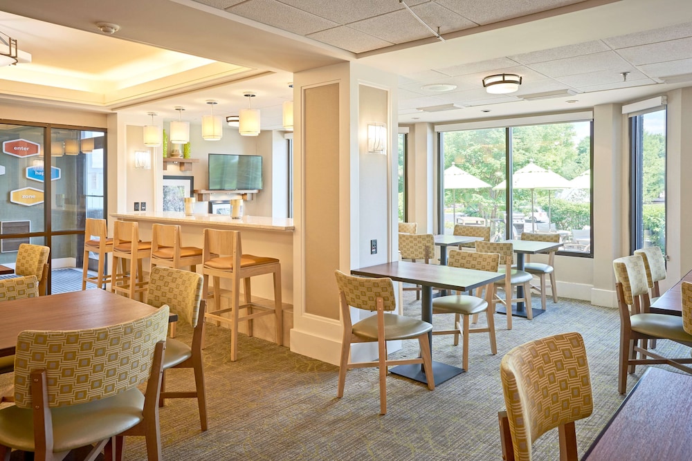 Hampton Inn Lancaster, PA 26/42