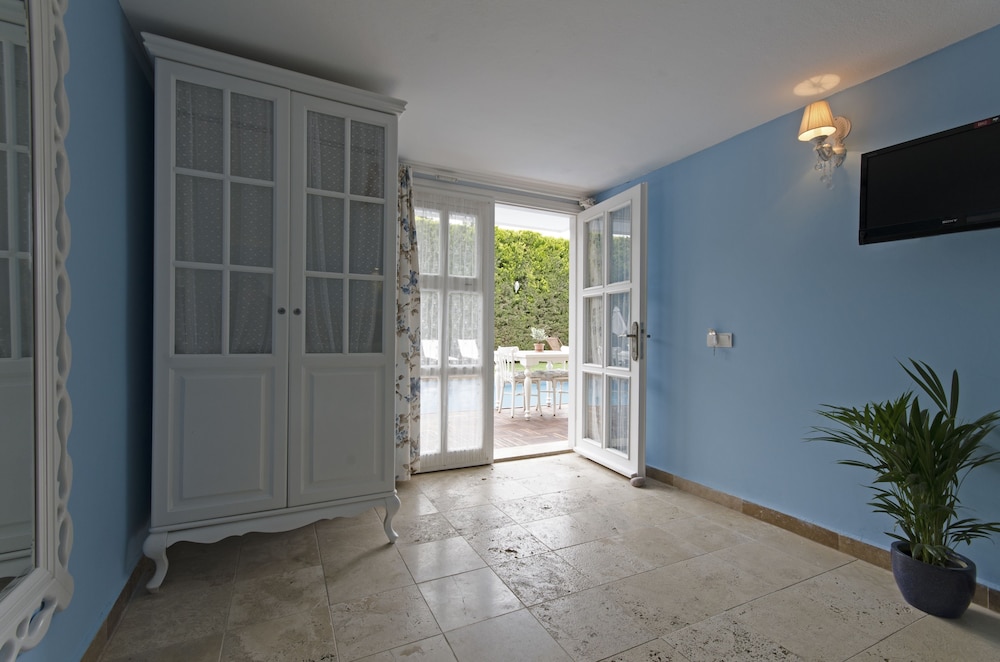 Alacati Roka Tas Otel 4/29