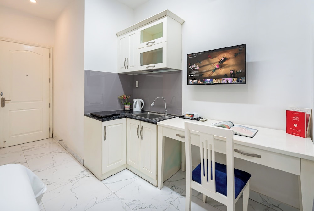 Lyna Apartment 46/46