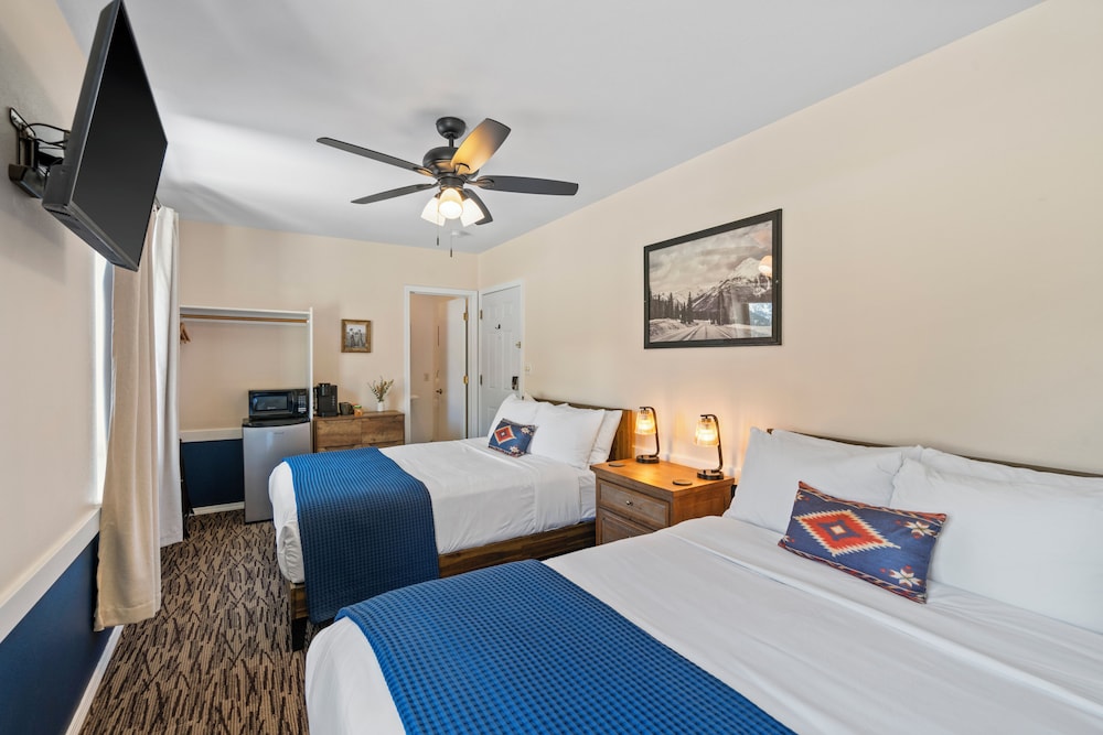The Bent Elbow Hotel and Restaurant 10/40