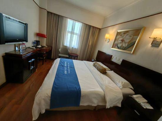 Boutique, Queen Bed