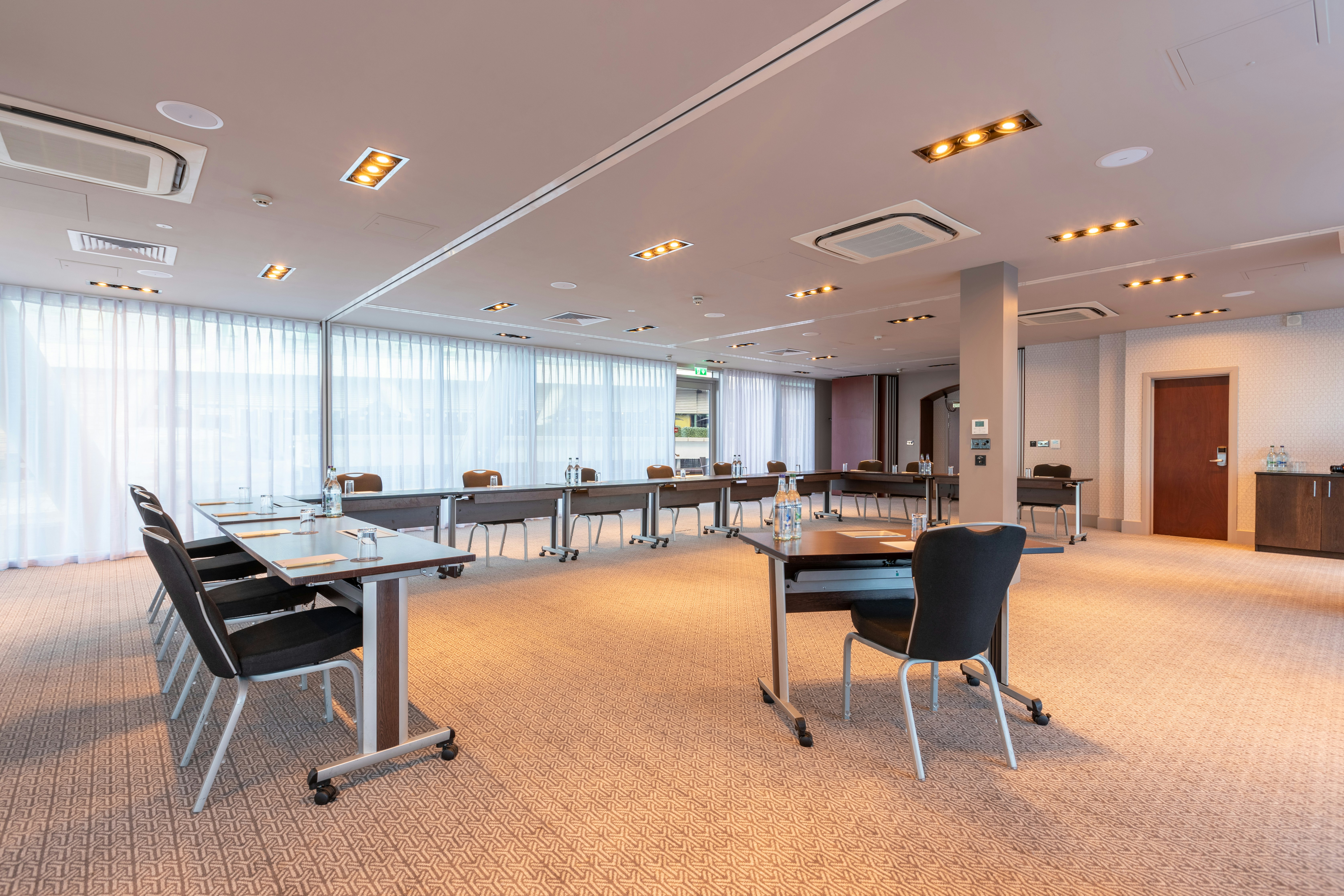 DoubleTree by Hilton Newcastle International Airport 41/46