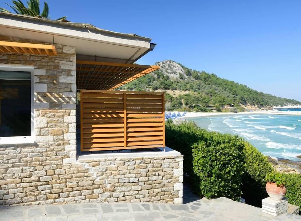 Makryammos Bungalows Resort 1/49