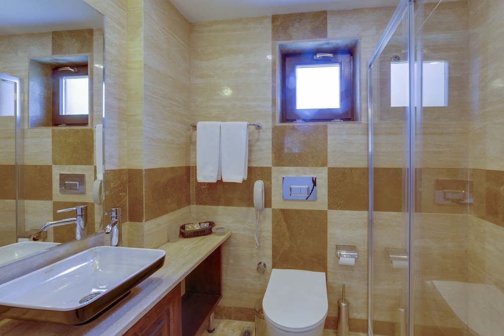 Orcey Hotel 94/94
