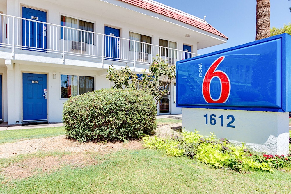 Motel6 Tempe, AZ - Scottsdale South 12/46