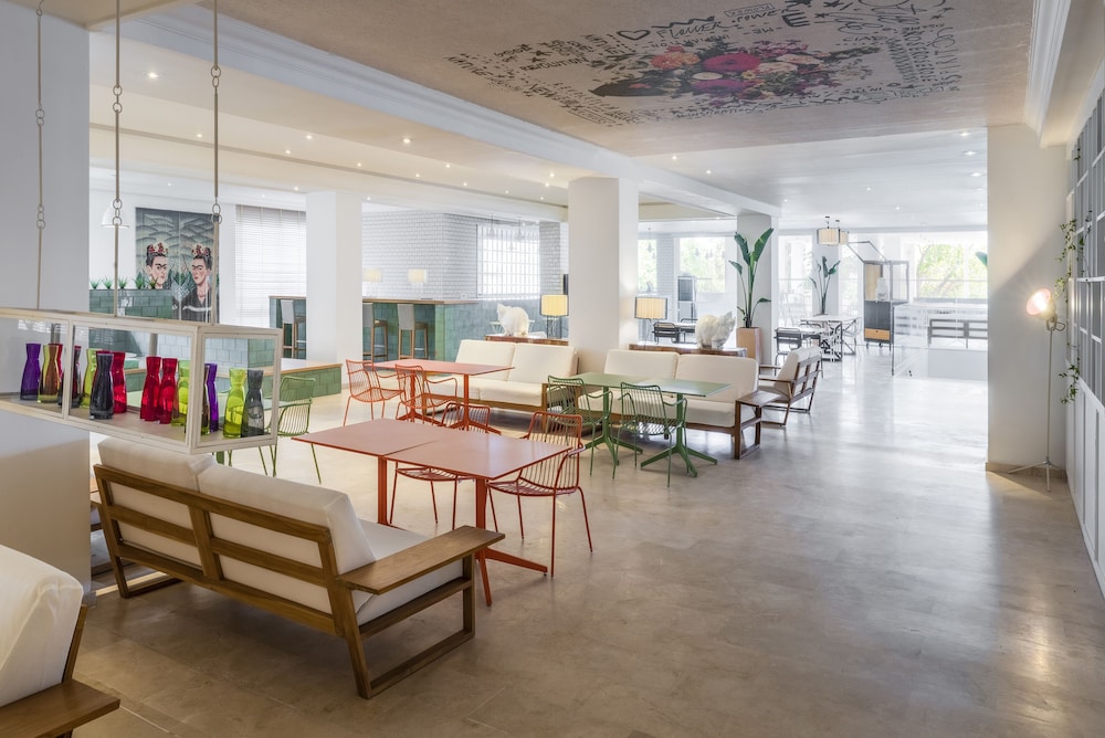 Innside Ibiza 53/64