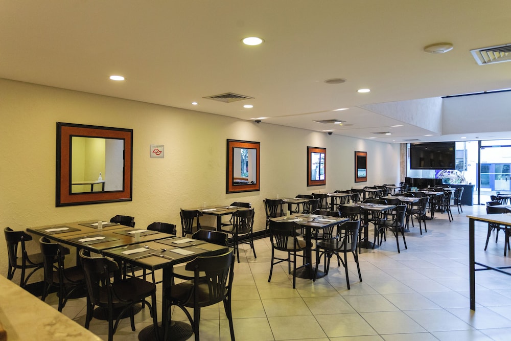 Estanplaza Nacoes Unidas 67/75