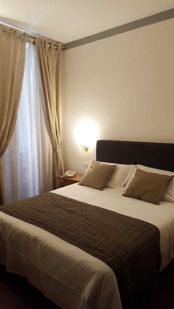 Real Orto Botanico Hotel 9/62