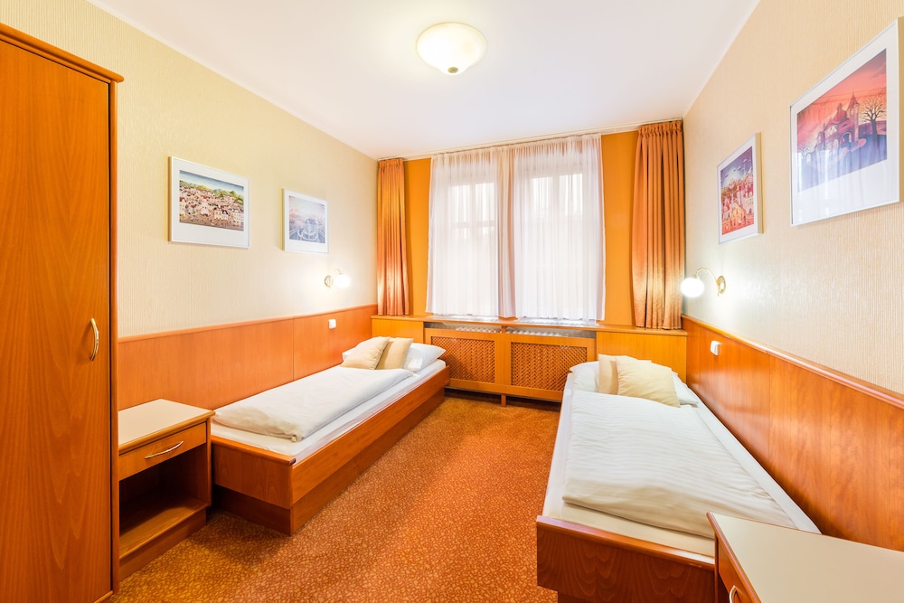 Hotel Snezka 29/68